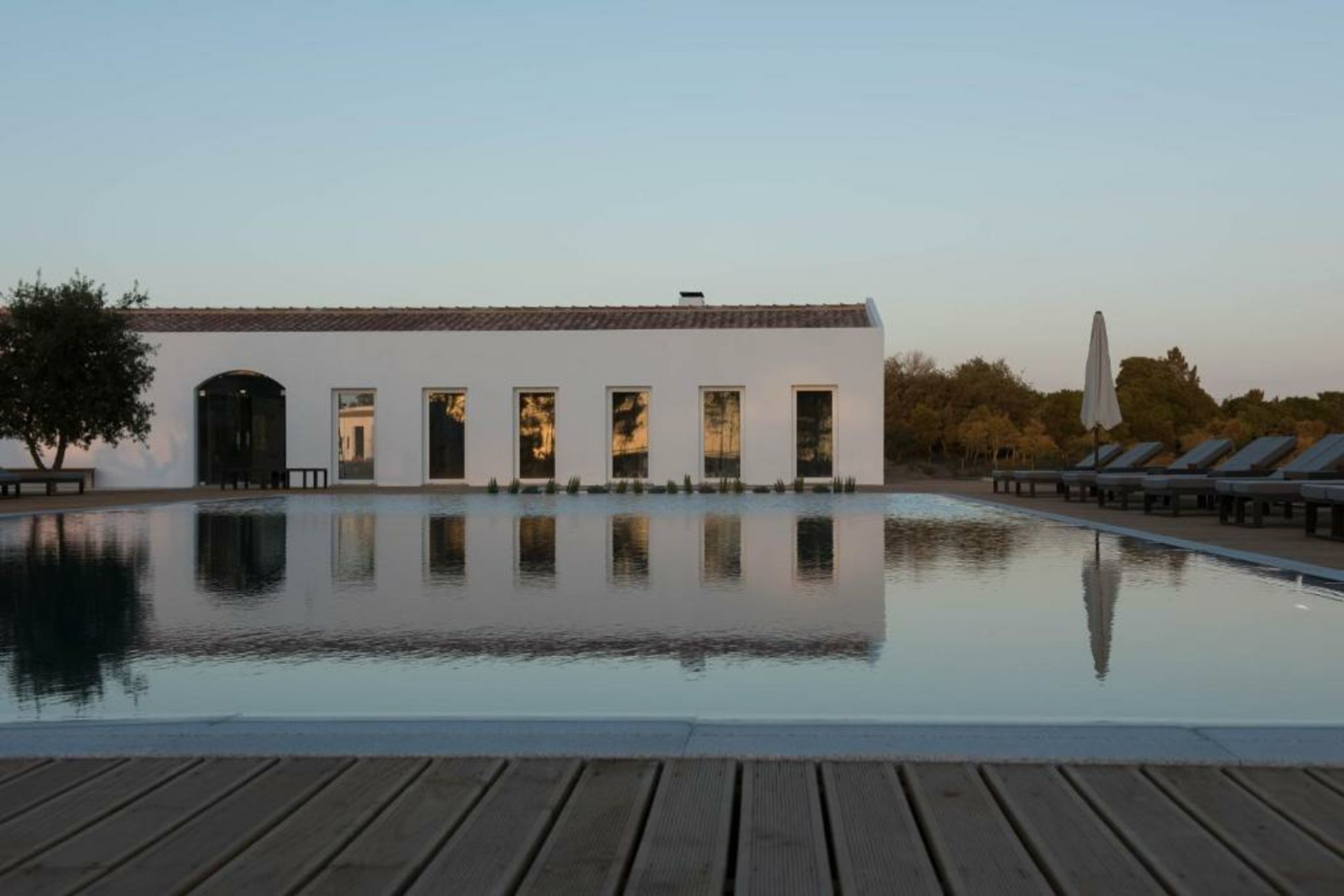 Craveiral Farmhouse by Belong Staying & Feeling