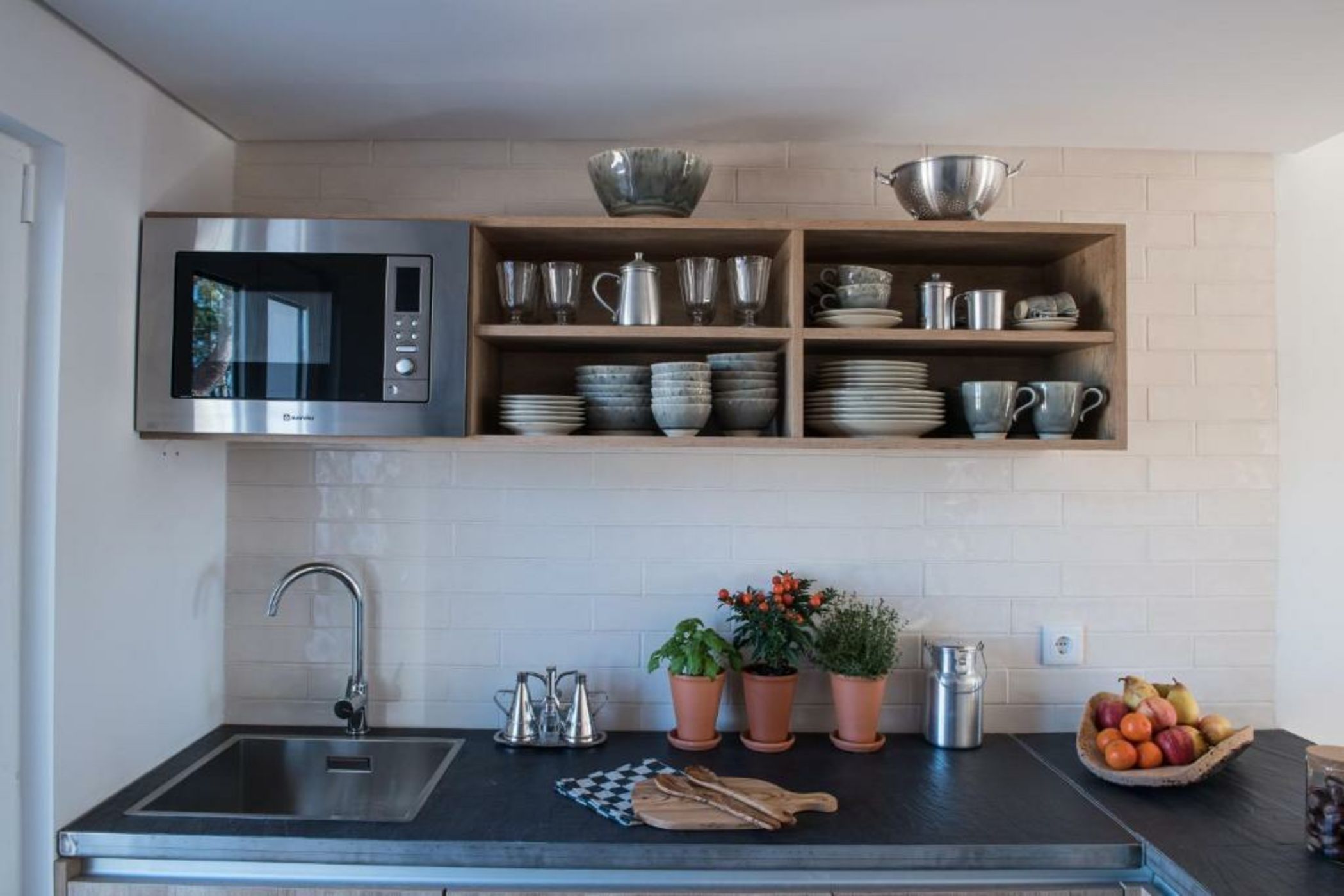 Craveiral Farmhouse by Belong Staying & Feeling