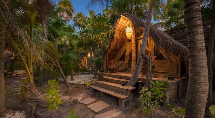 Nativus Glamping & Cenote Tulum