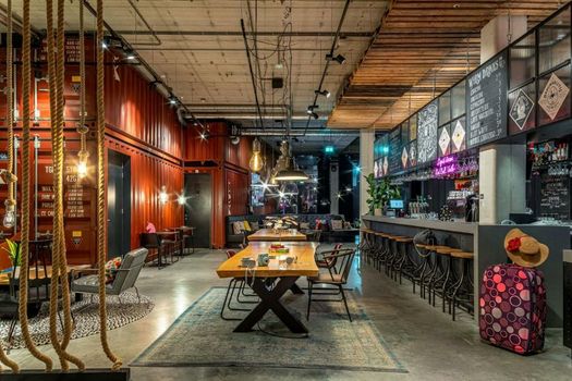 Moxy Amsterdam Houthavens