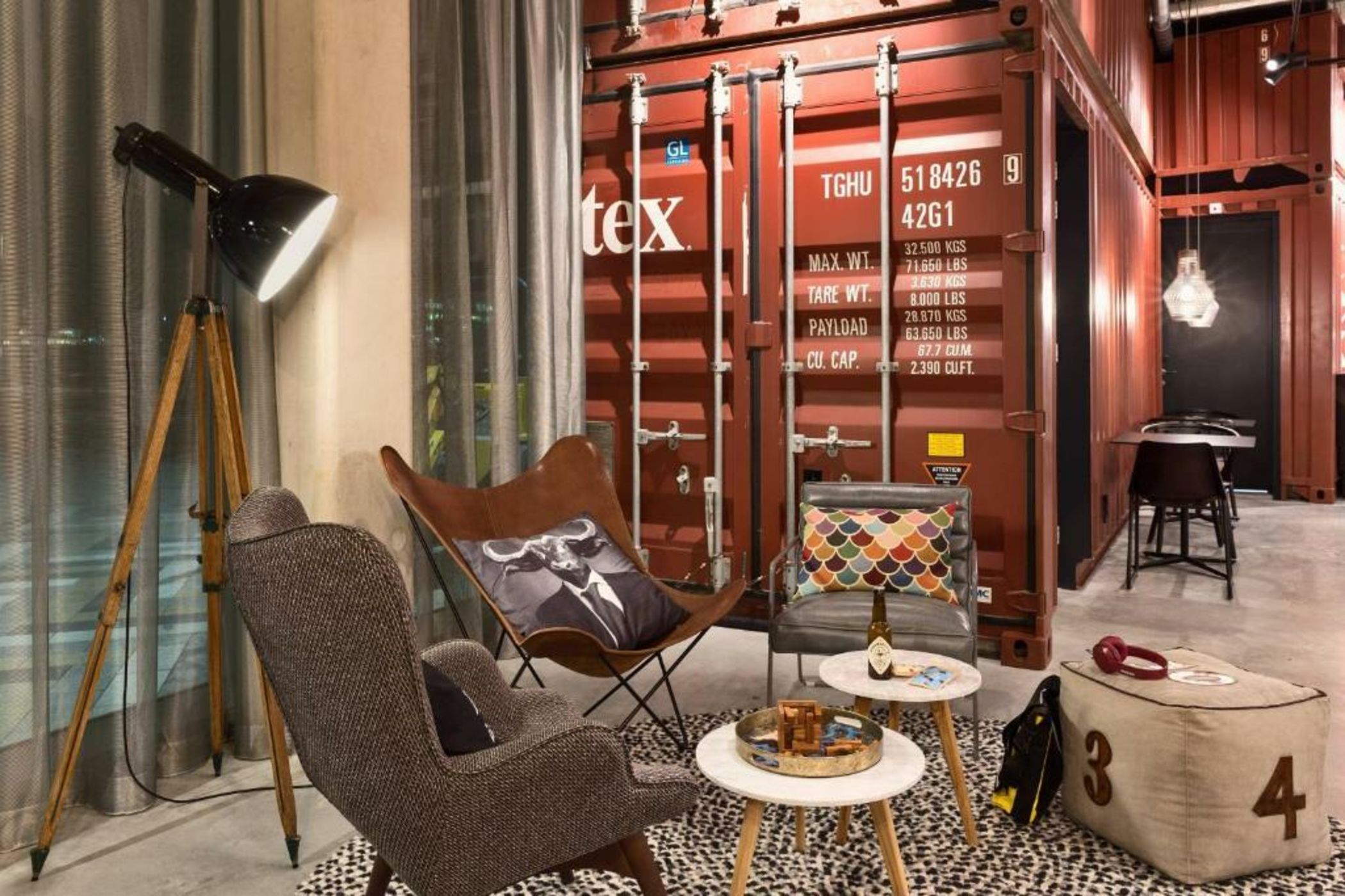 Moxy Amsterdam Houthavens