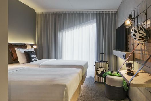 MOXY Lausanne City