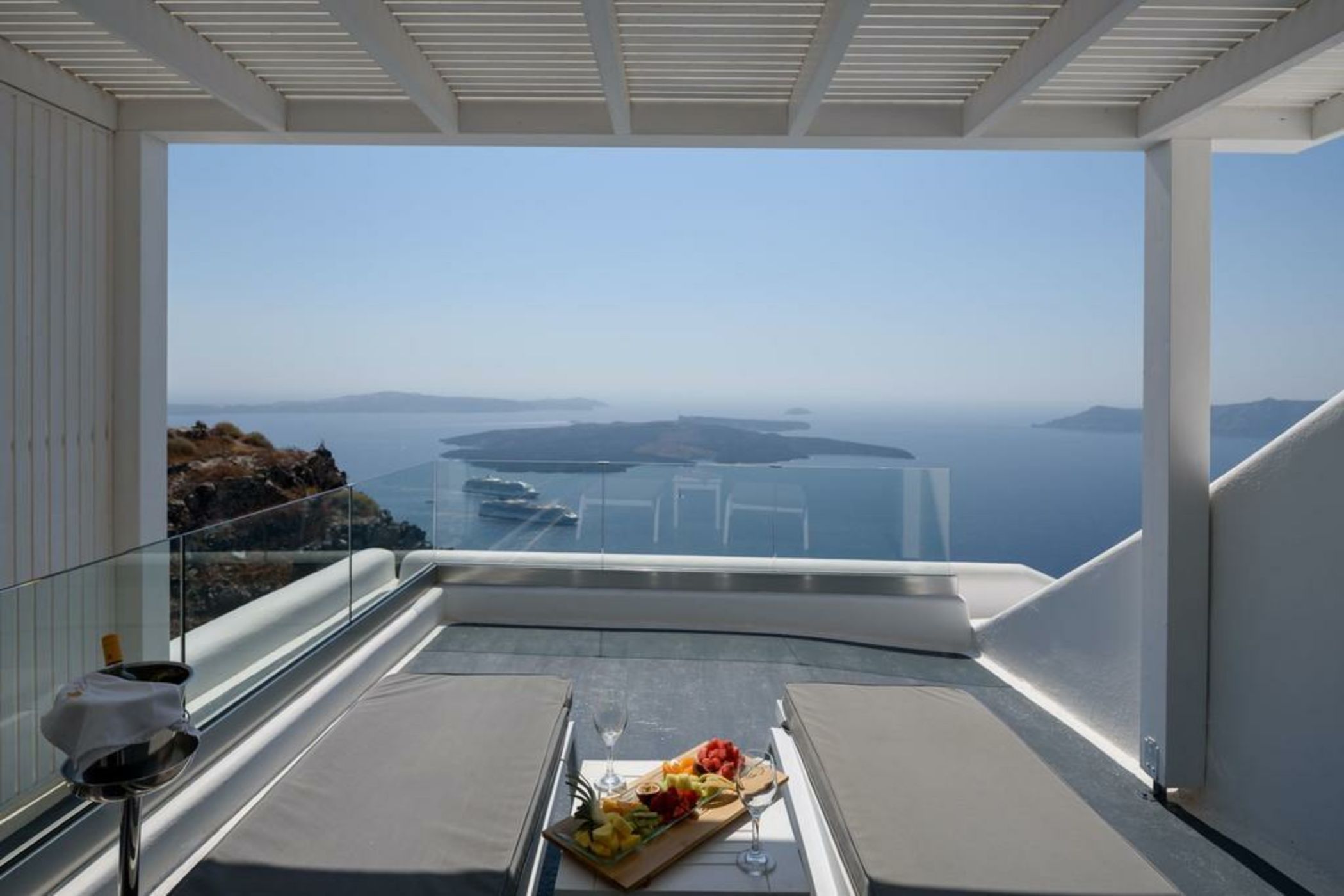 Pegasus Suites & Spa