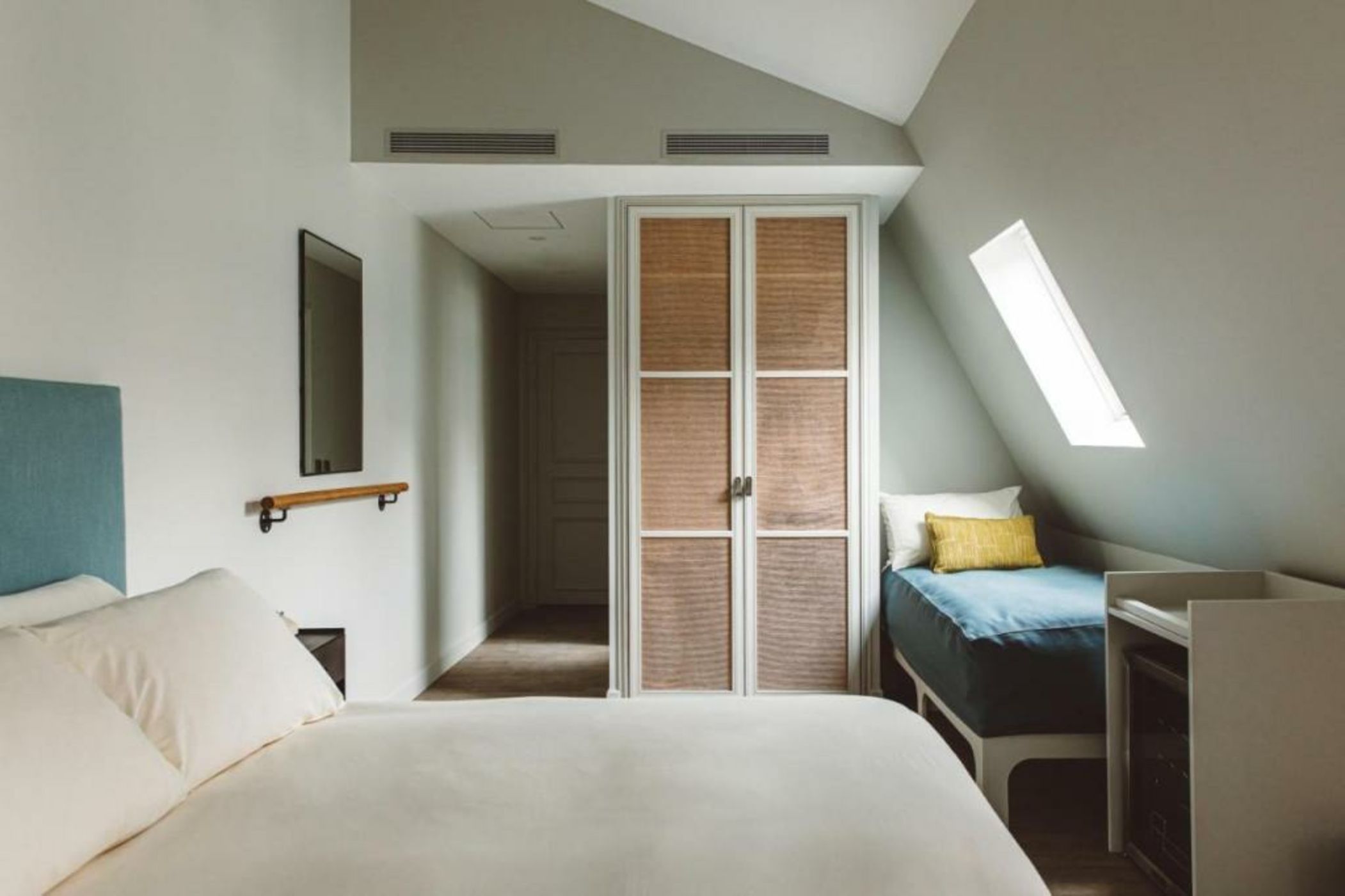 HOY Paris - Yoga Hotel