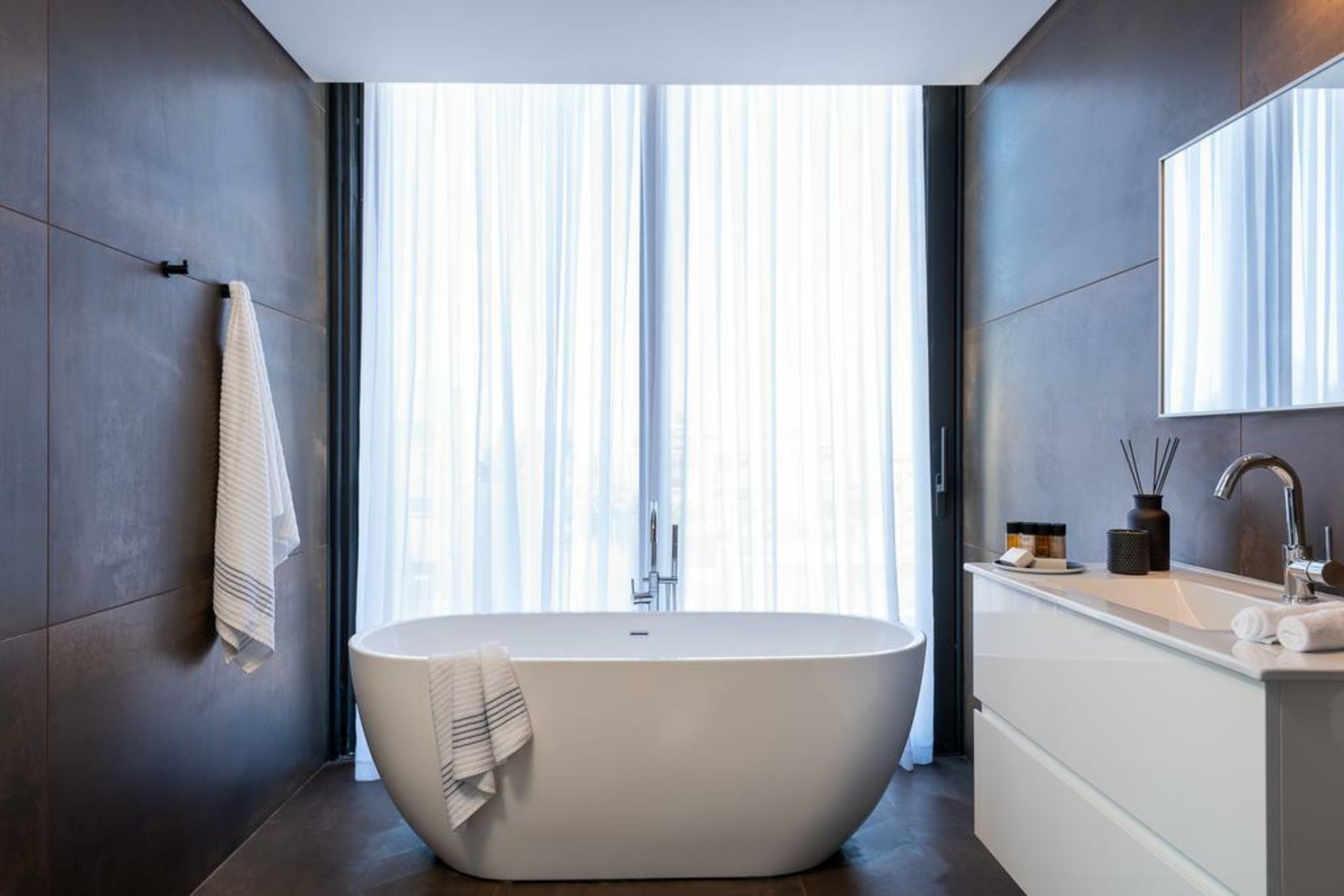 Shenkin Apartments by Master