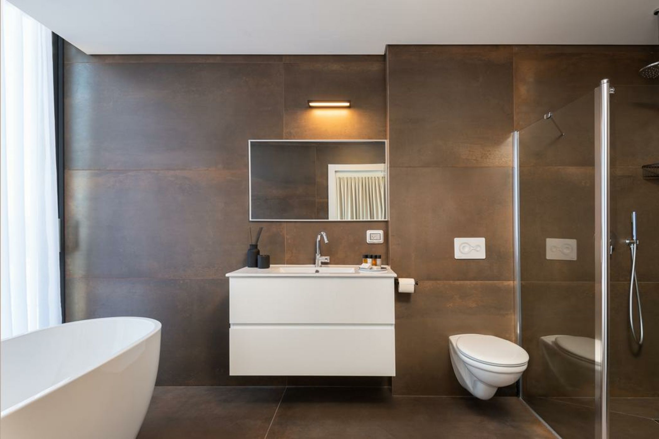 Shenkin Apartments by Master