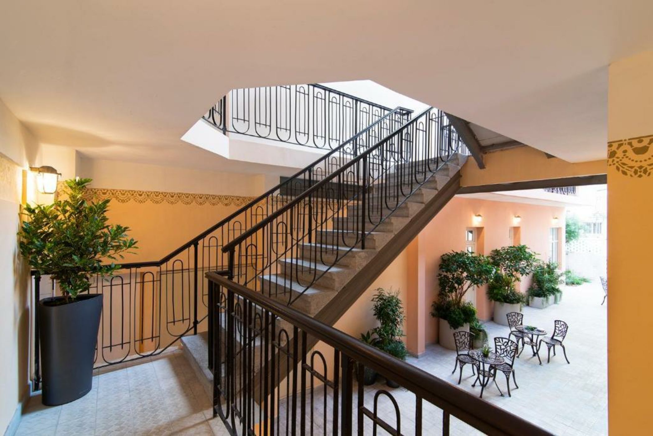 Mr. Carmel - By TLV2GO