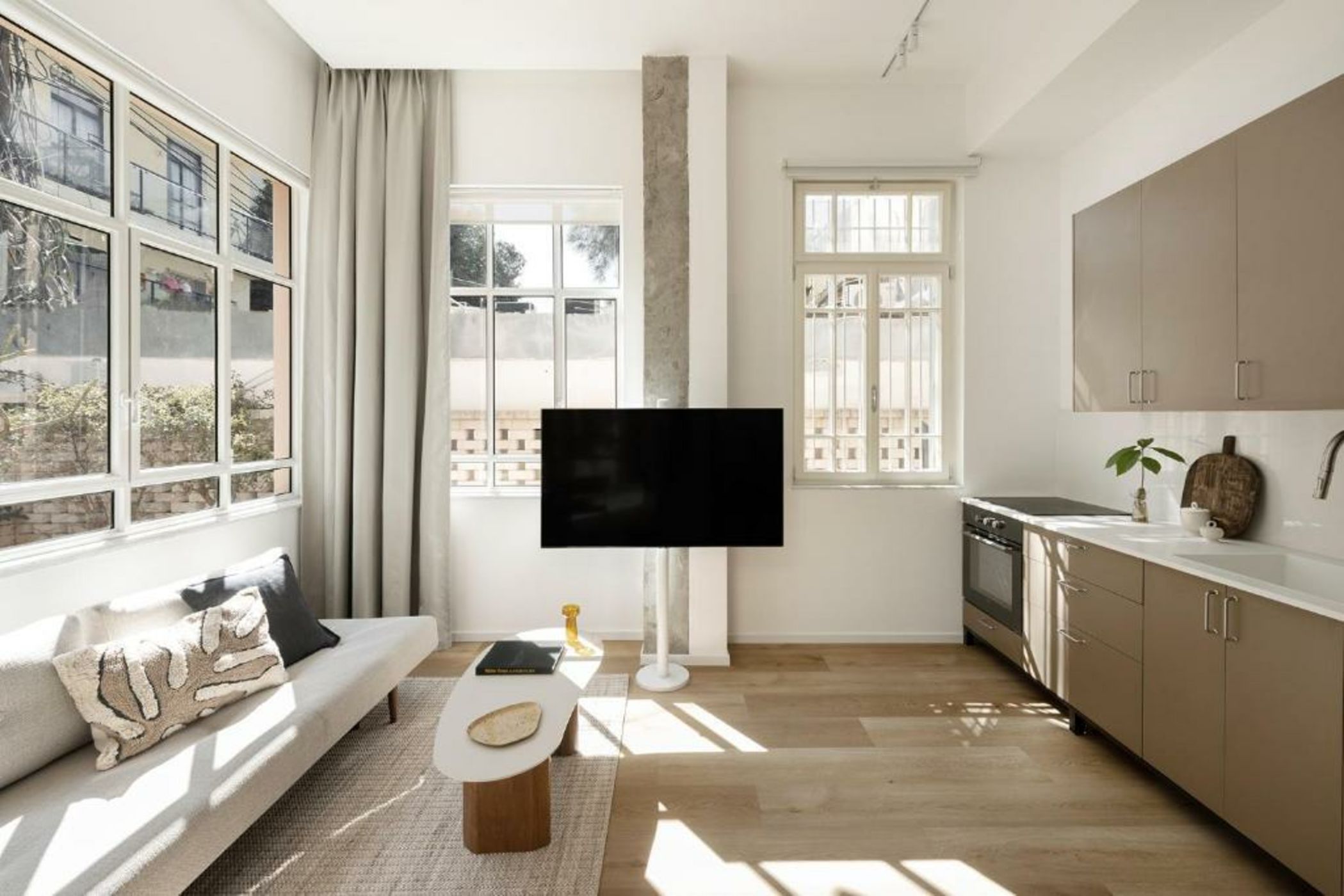 Mr. Carmel - By TLV2GO