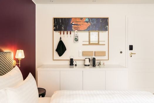 Hotel Schani Salon