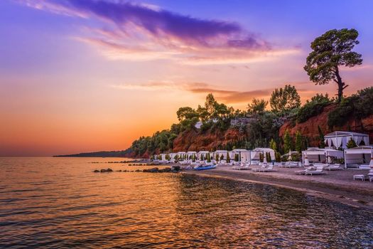 Danai Beach Resort & Villas