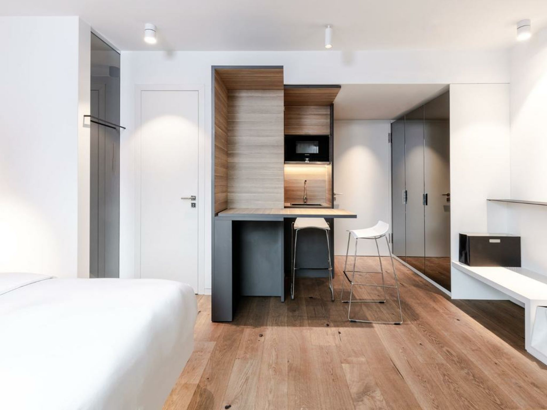 KPM Hotel & Residences