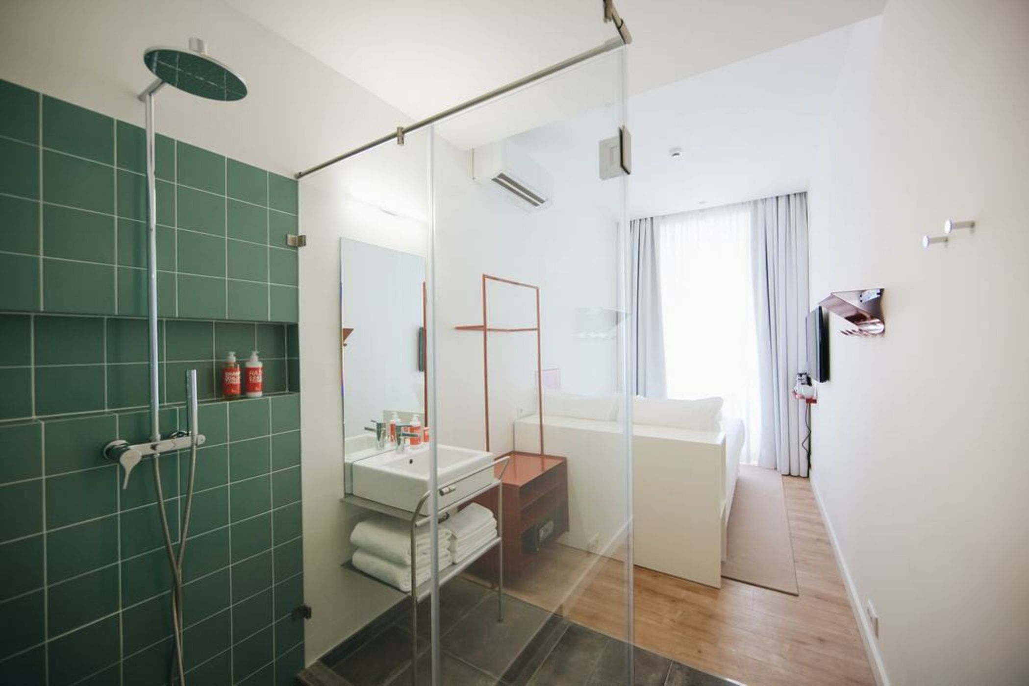 Esqina Cosmopolitan Lodge