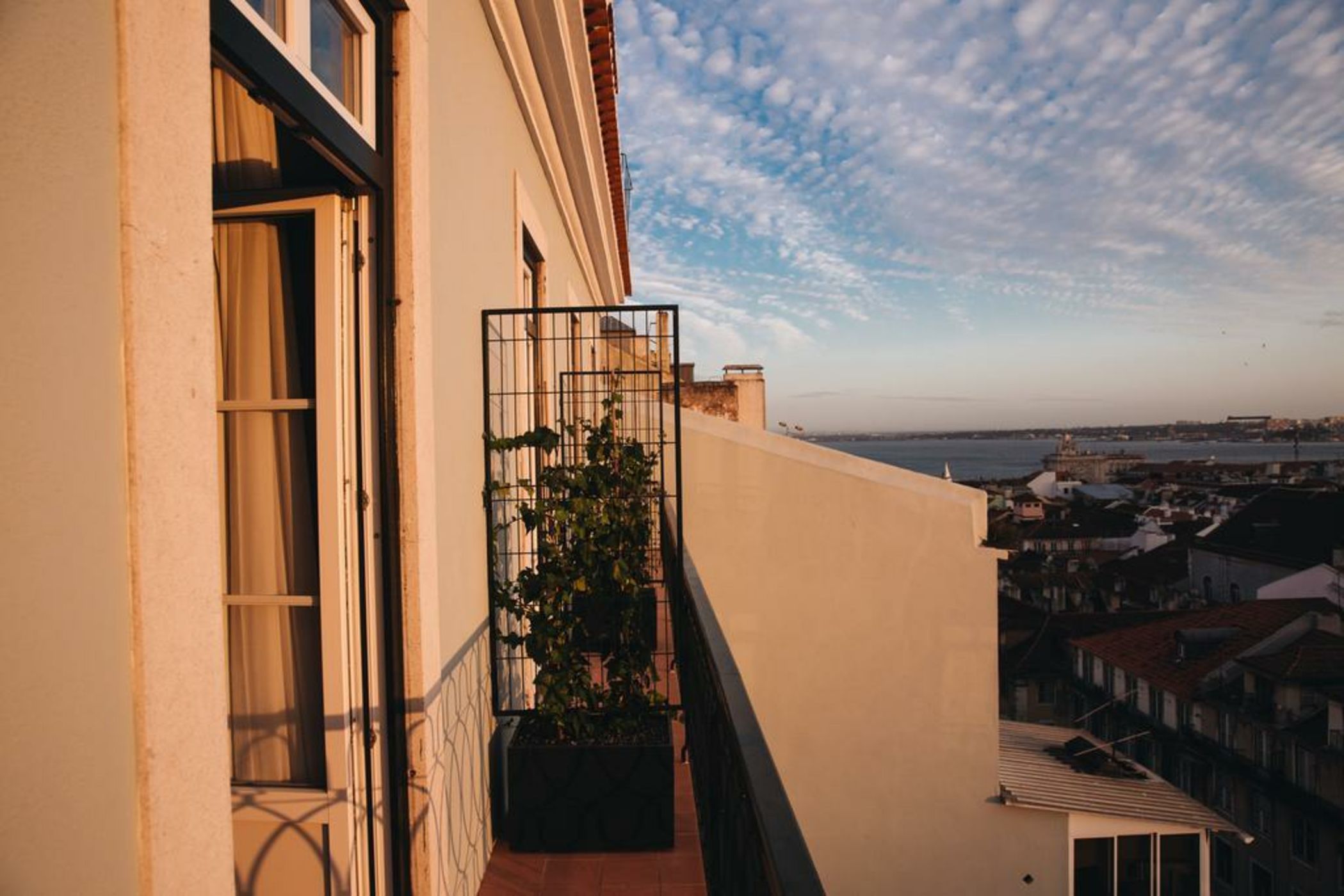 Esqina Cosmopolitan Lodge