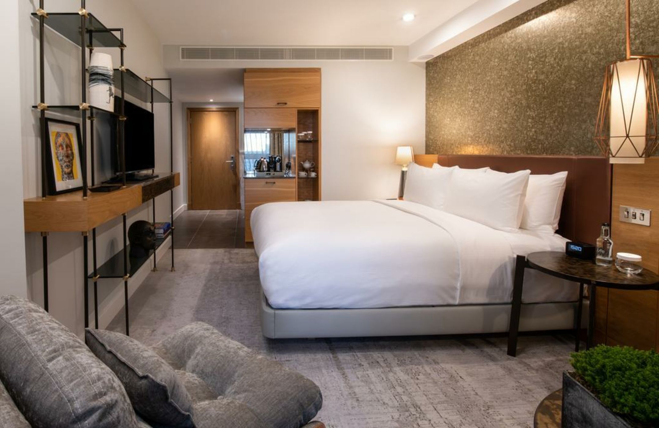 Lincoln Plaza London, Curio Collection By Hilton