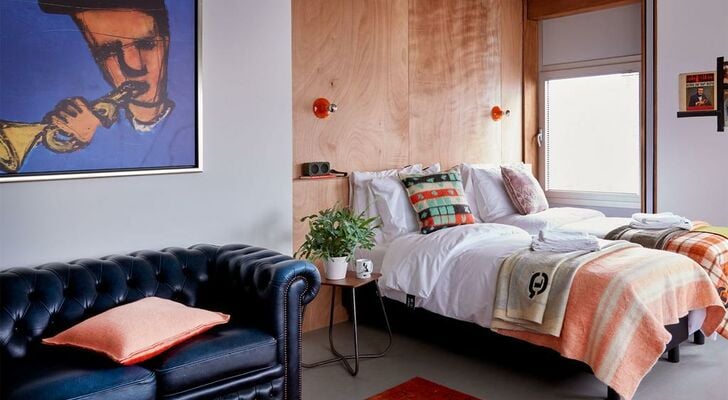 Q-Factory Hotel