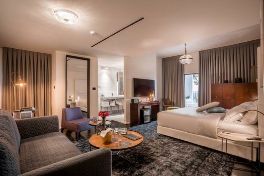 Lear Sense Hotel