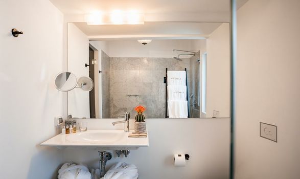 Lear Sense Hotel