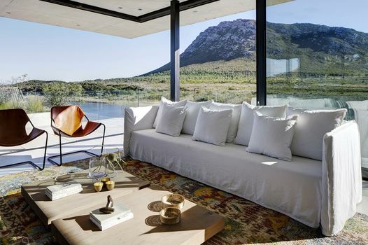 Restio River House