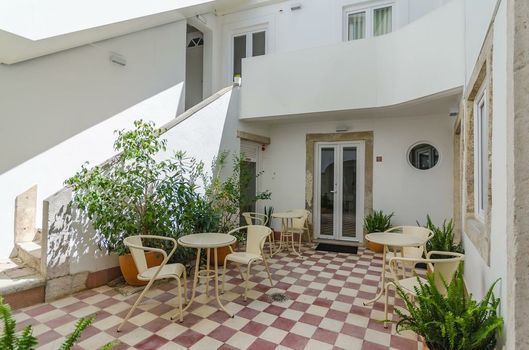 Quinta Colina by Shiadu