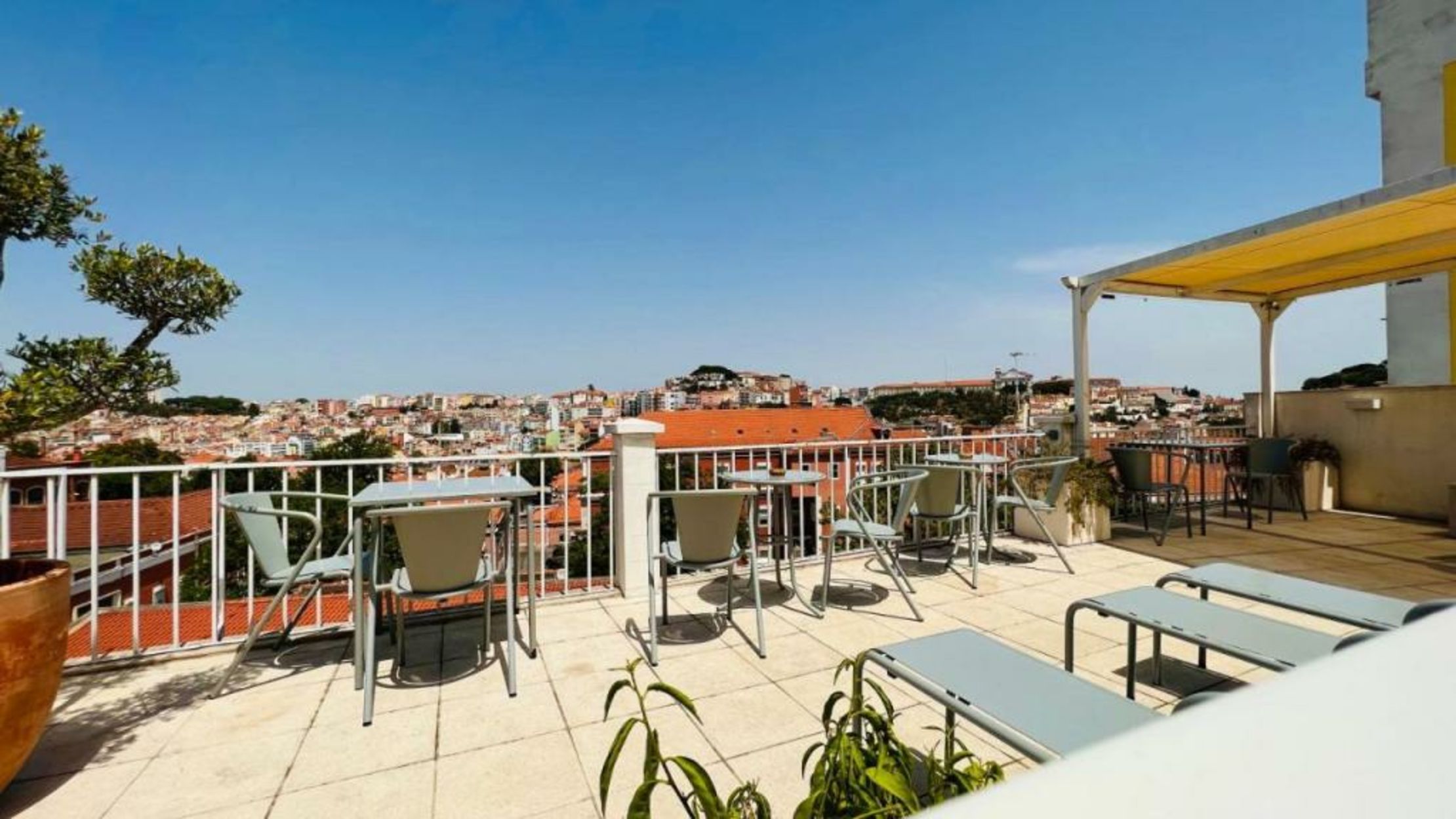 Quinta Colina by Shiadu