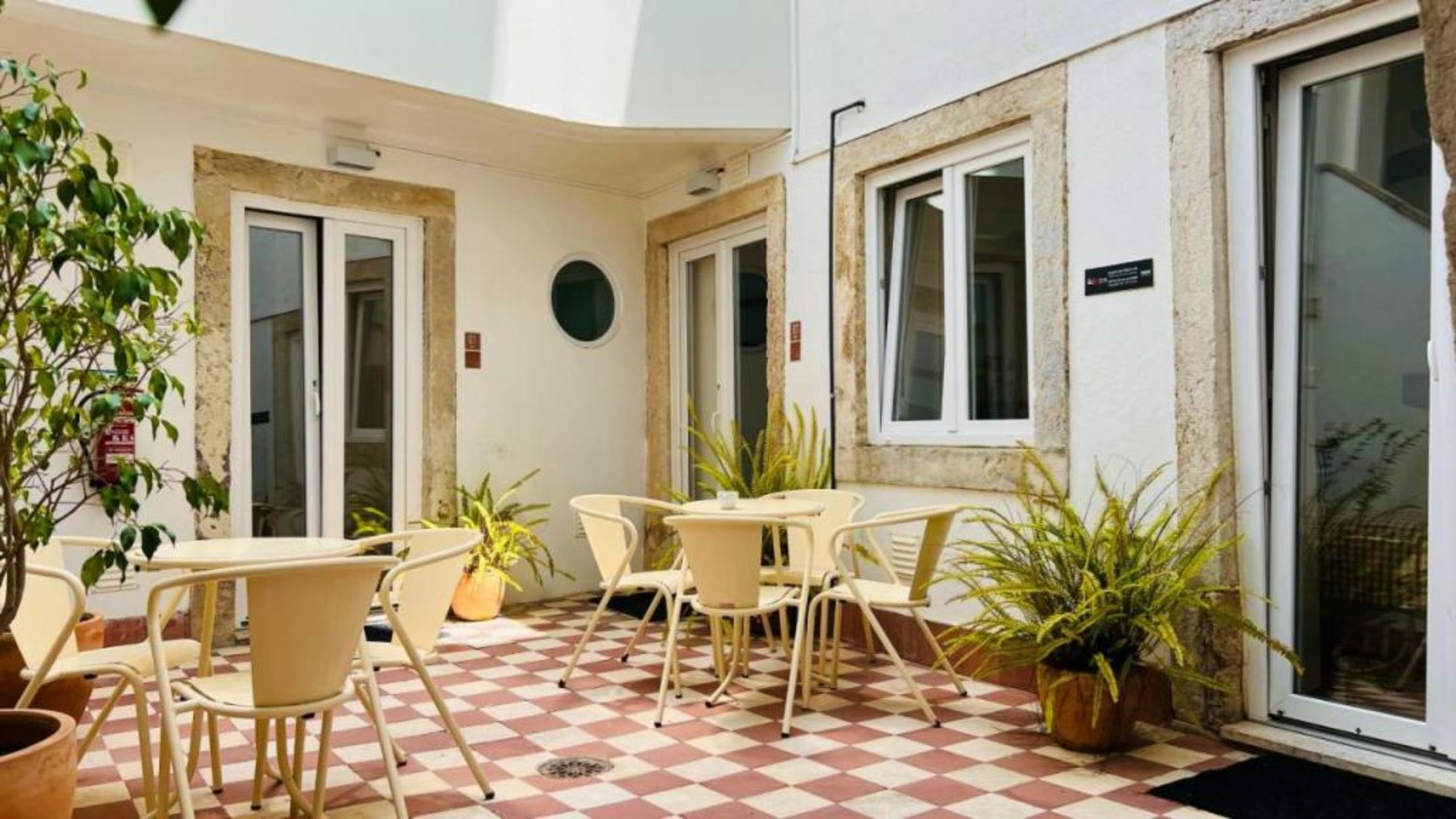 Quinta Colina by Shiadu