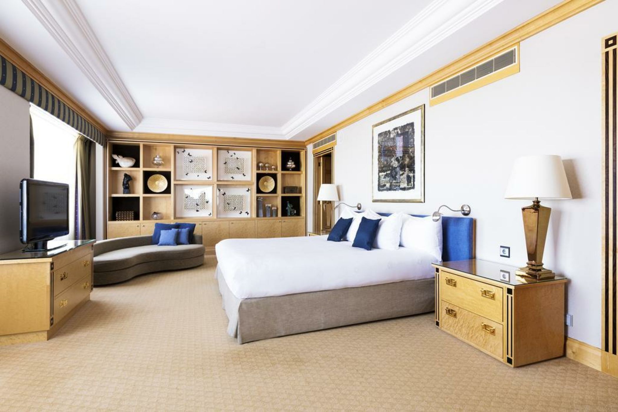 Hotel Okura Amsterdam – The Leading Hotels of the World