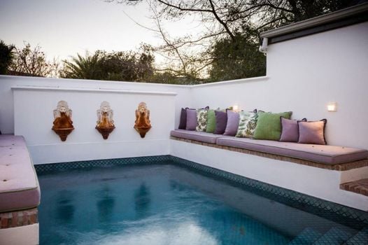 Akademie Street Boutique Hotel