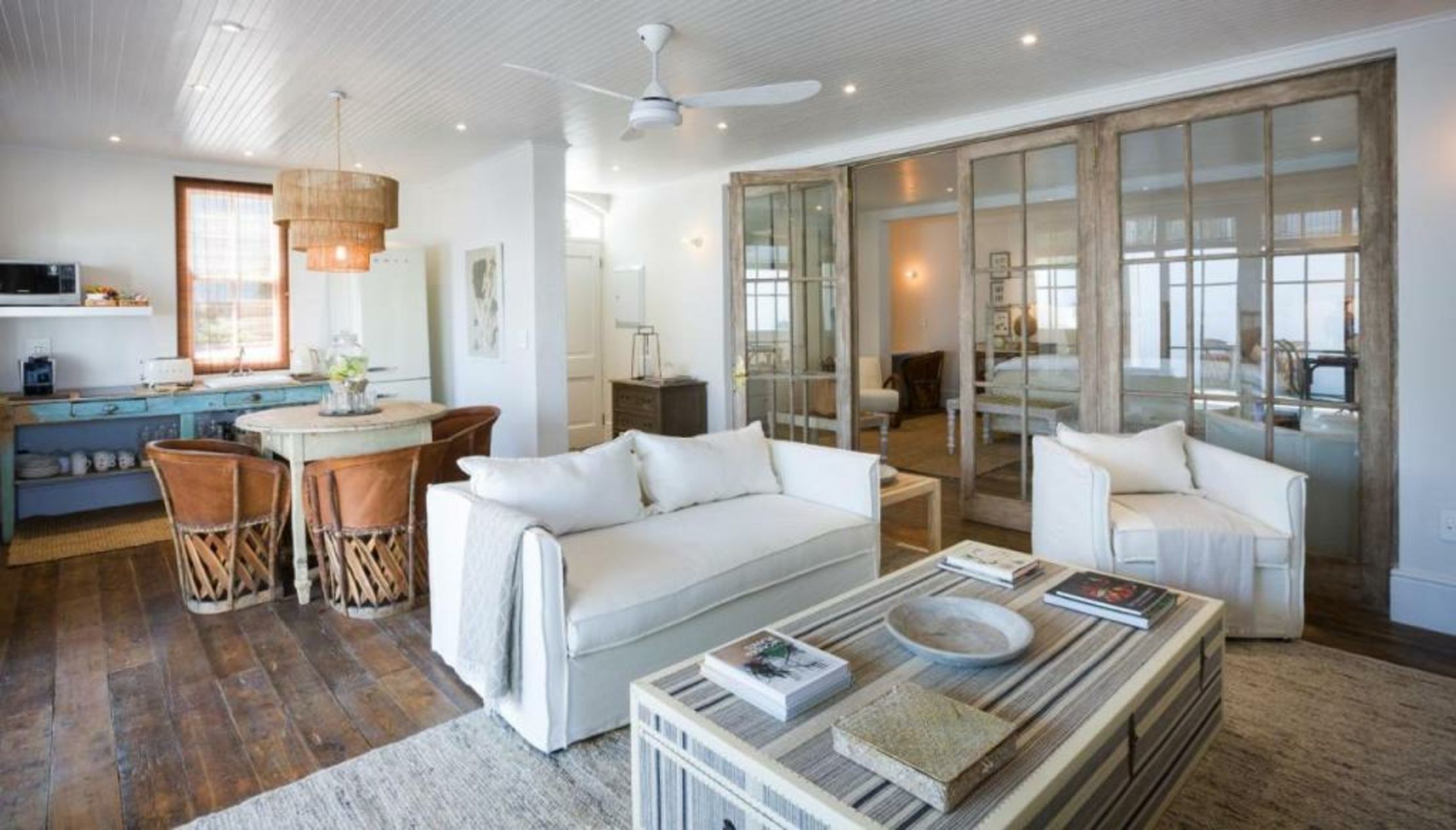 Akademie Street Boutique Hotel