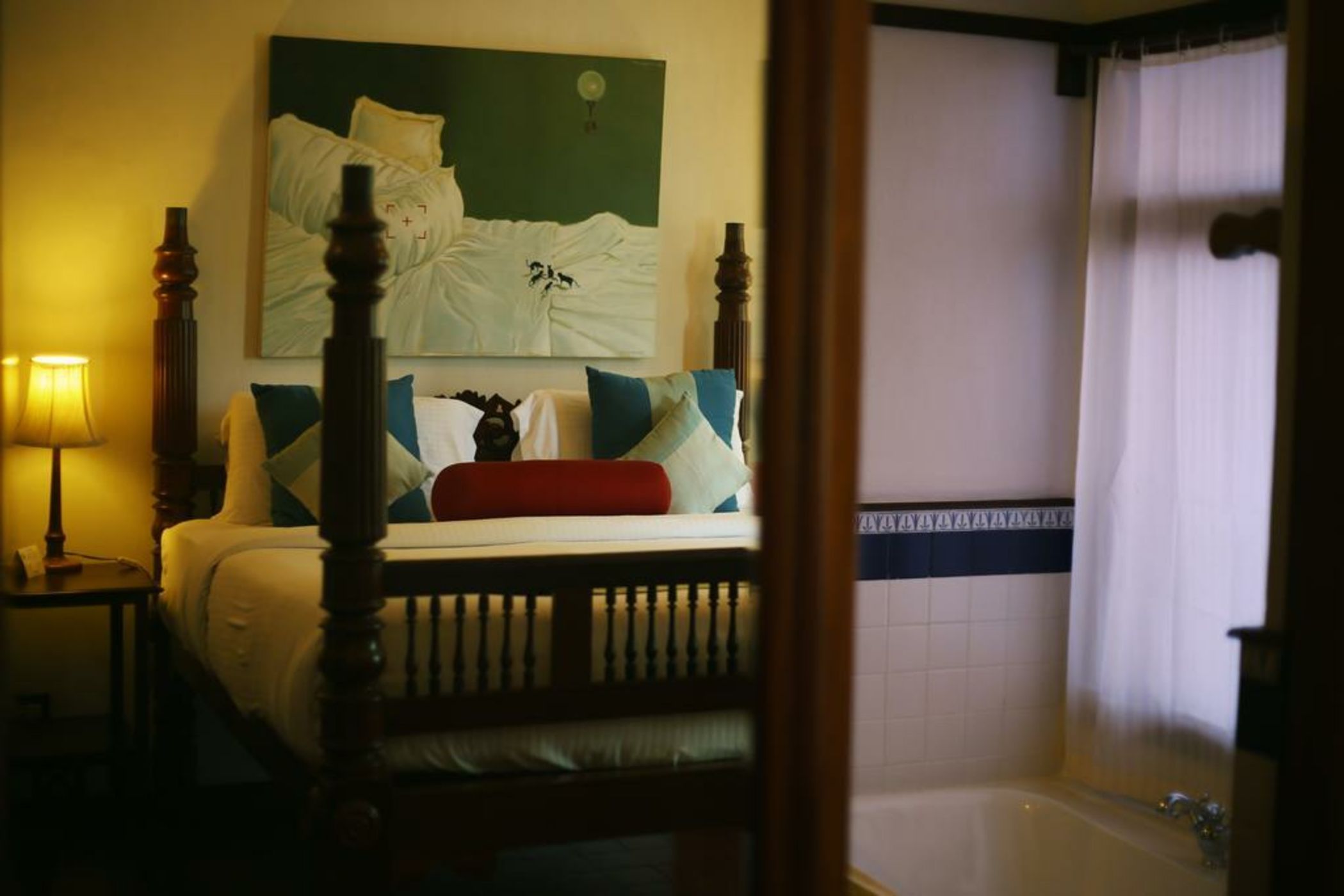 Brunton Boatyard - CGH Earth