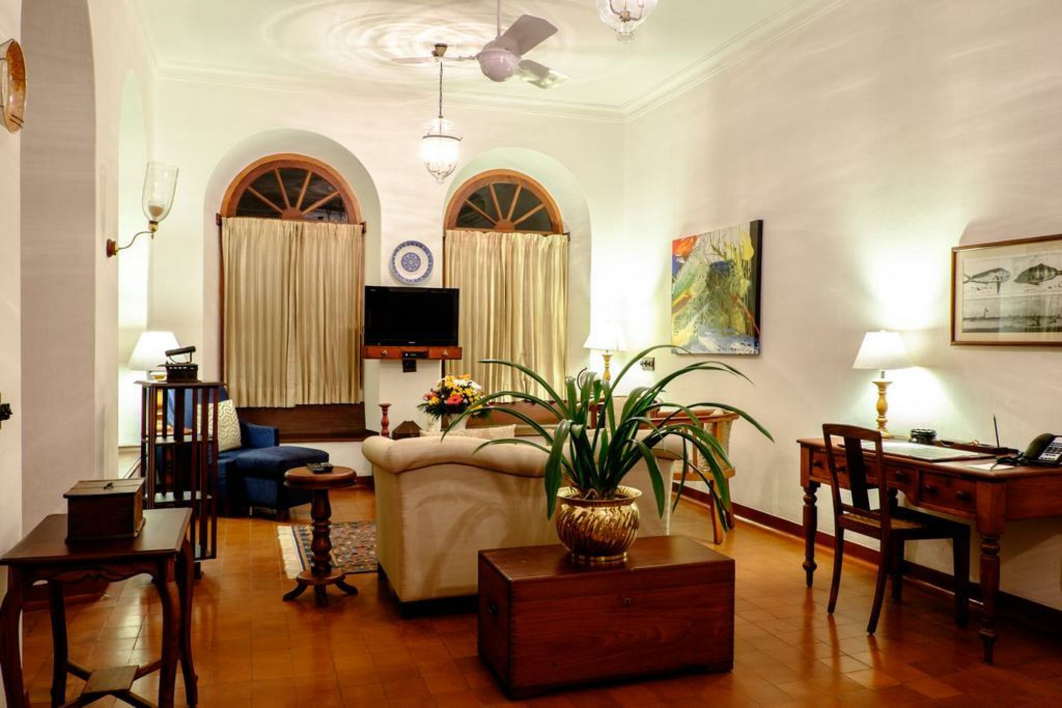 Brunton Boatyard - CGH Earth