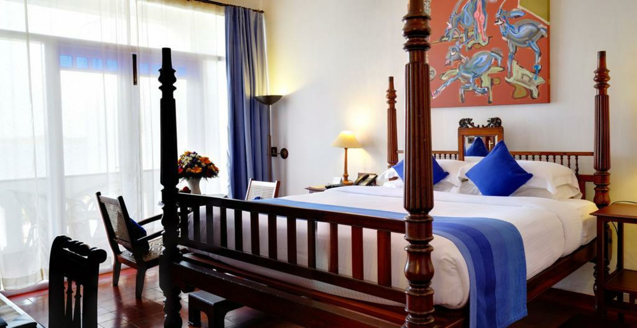 Brunton Boatyard - CGH Earth