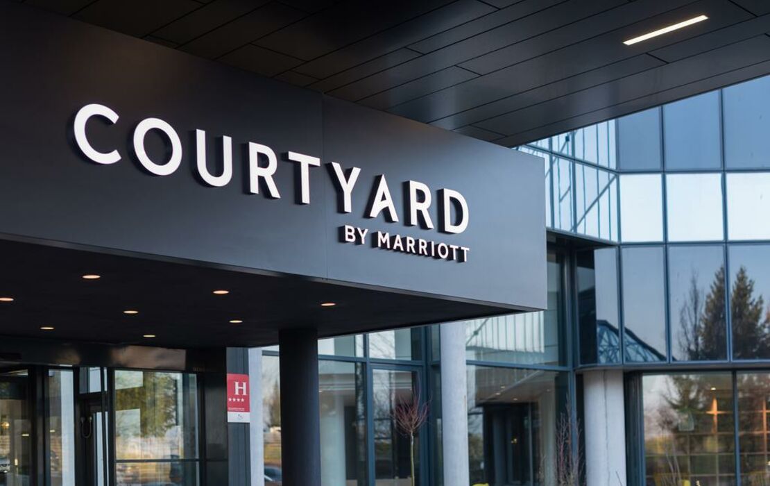 Courtyard by Marriott Paris Roissy Charles de Gaulle Airport