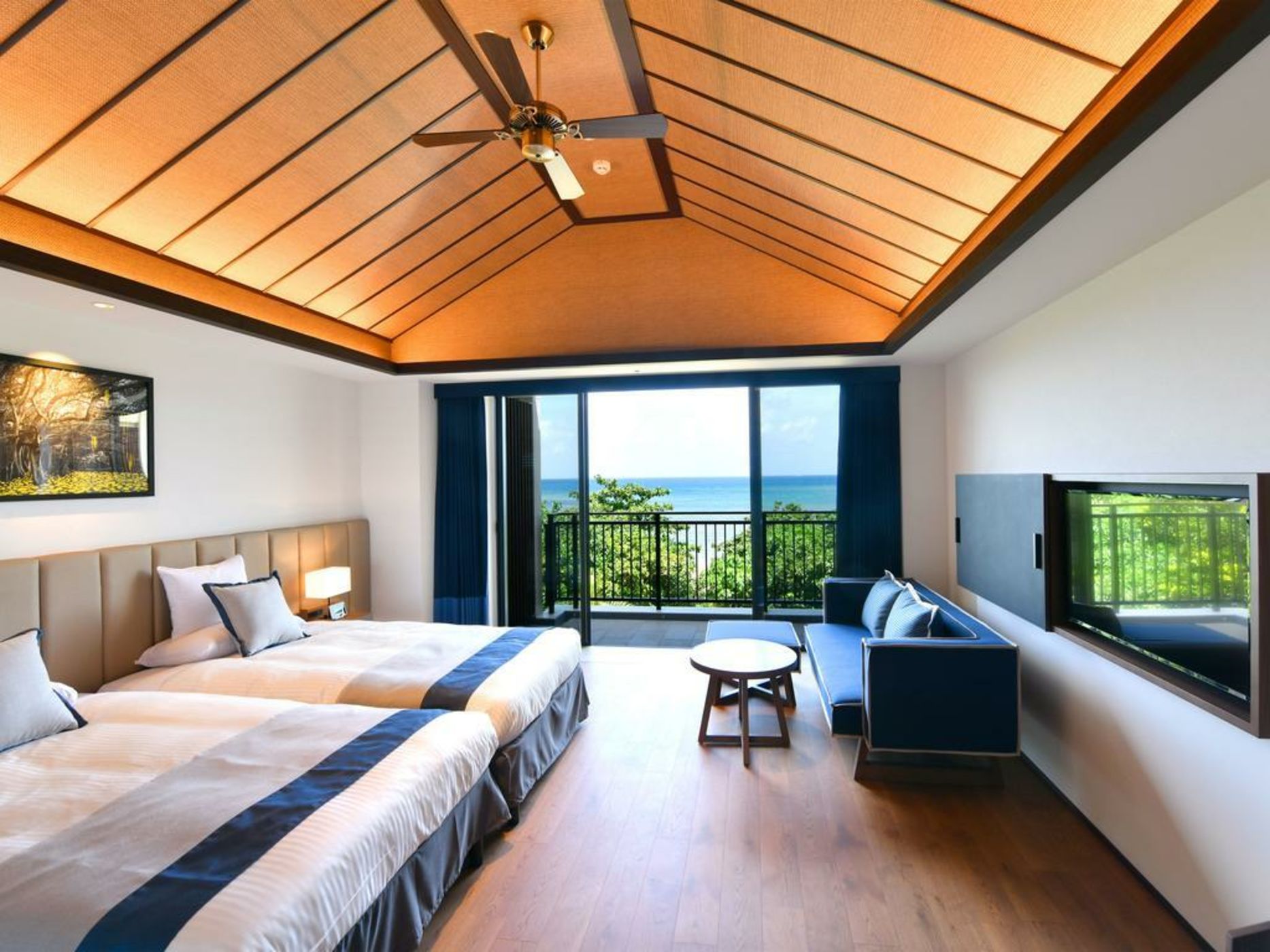 FUSAKI BEACH RESORT HOTEL & VILLAS