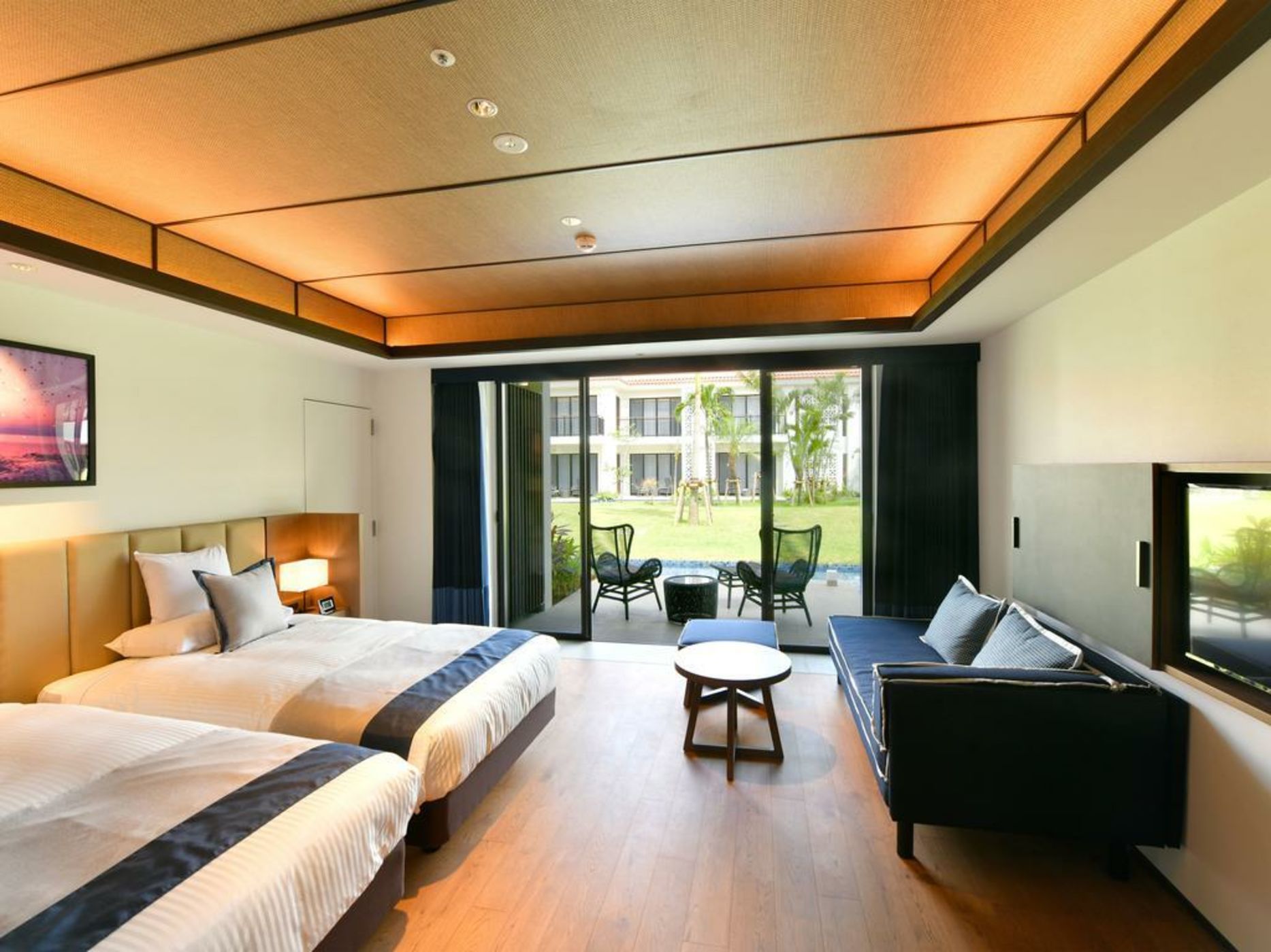 FUSAKI BEACH RESORT HOTEL & VILLAS