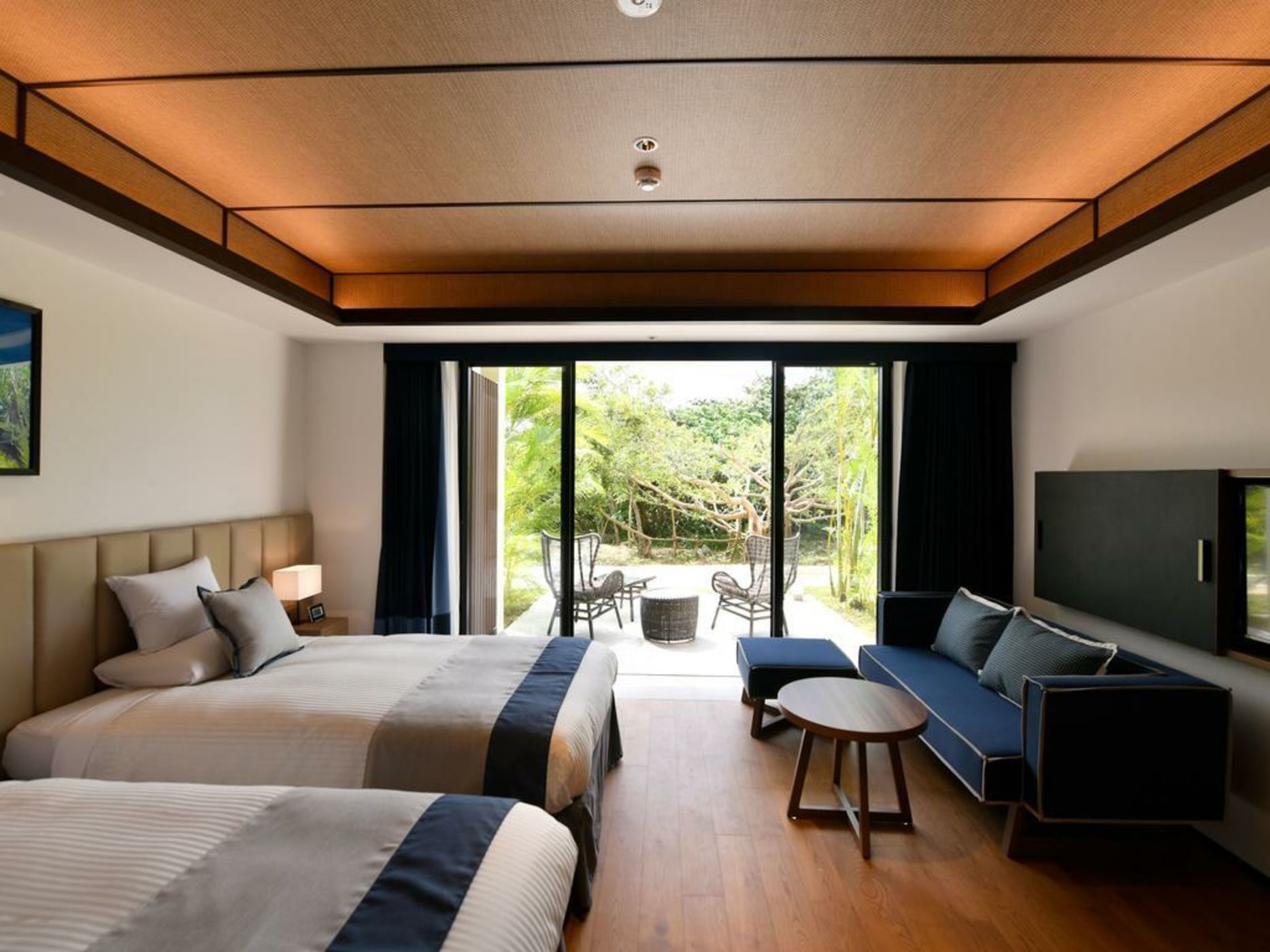 FUSAKI BEACH RESORT HOTEL & VILLAS