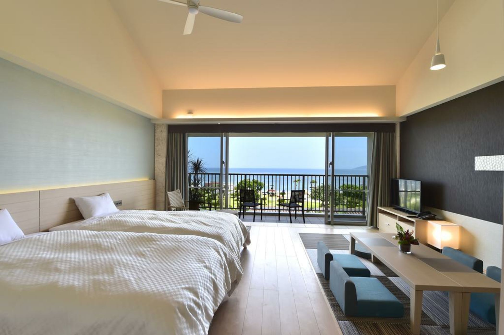 FUSAKI BEACH RESORT HOTEL & VILLAS