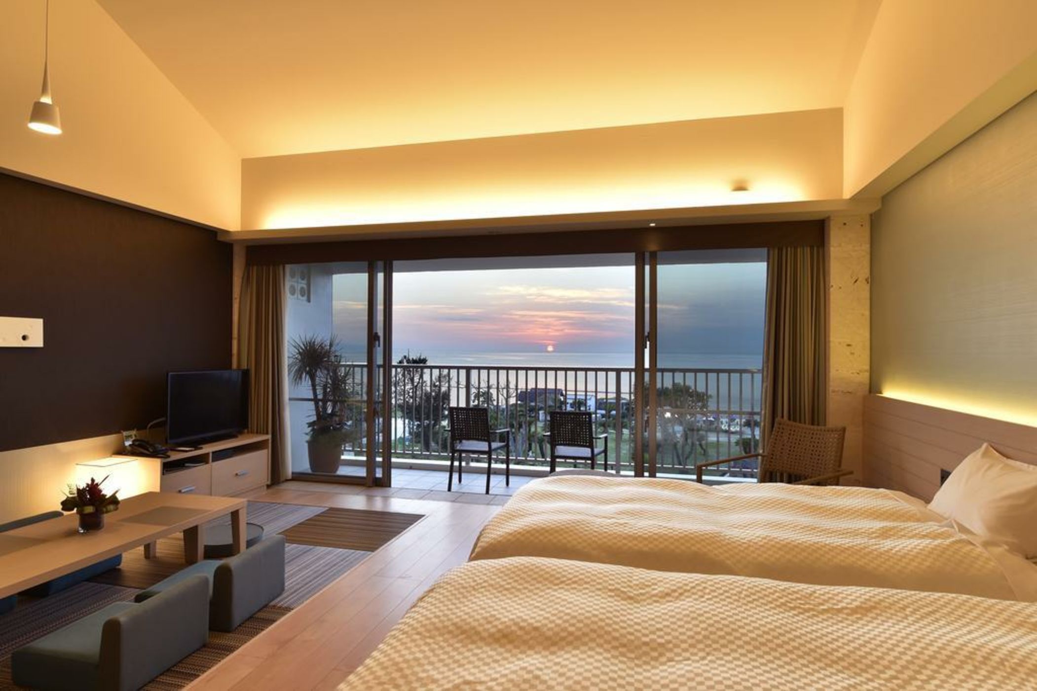 FUSAKI BEACH RESORT HOTEL & VILLAS