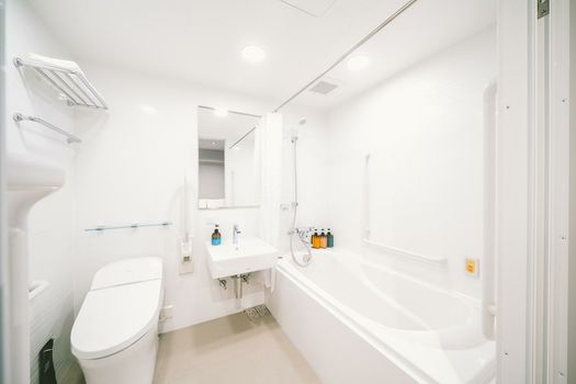 LANDABOUT TOKYO