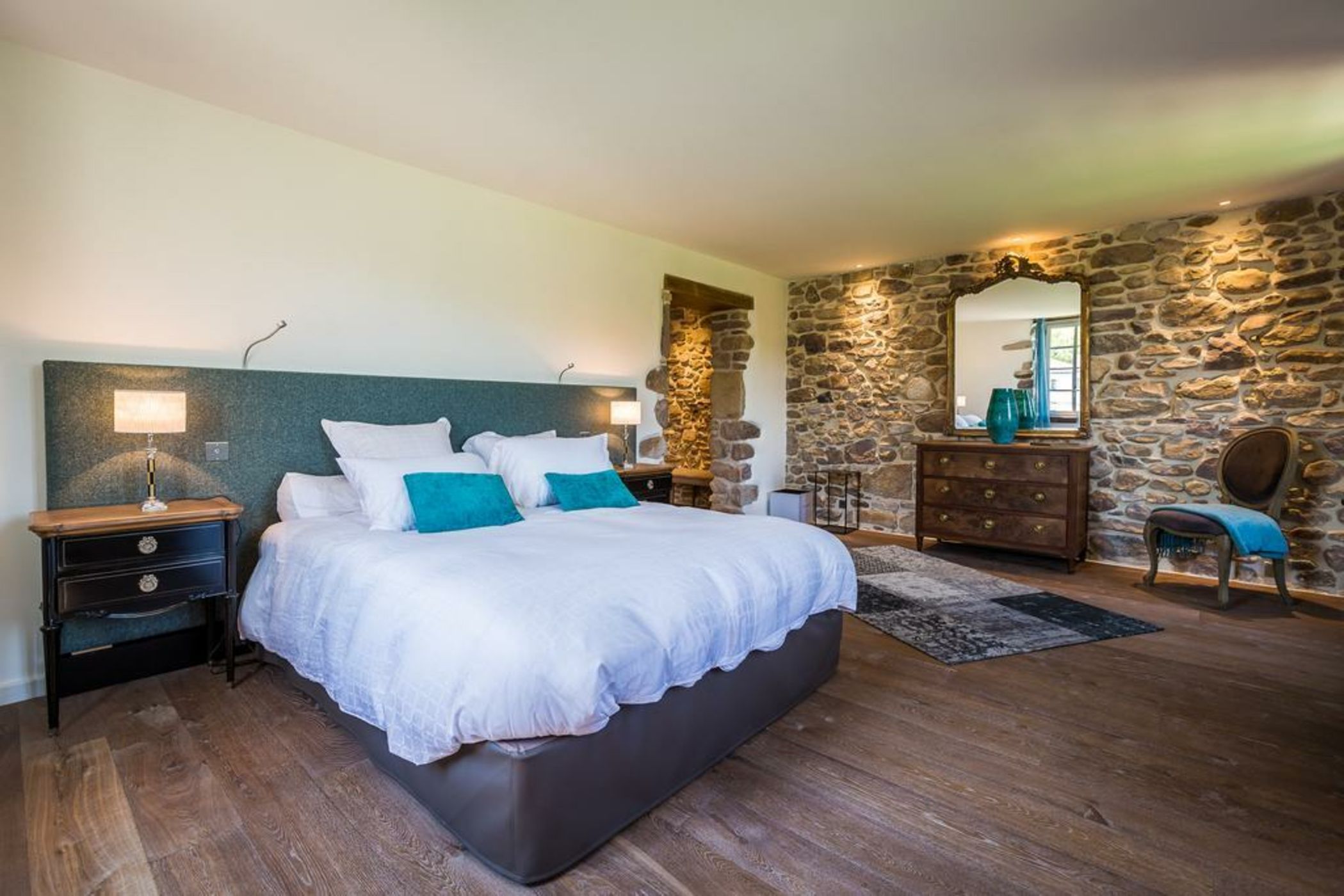 AUTHENTIQUE KEYWEEEK Villa with pool mountain view & Fireplace in Ascain