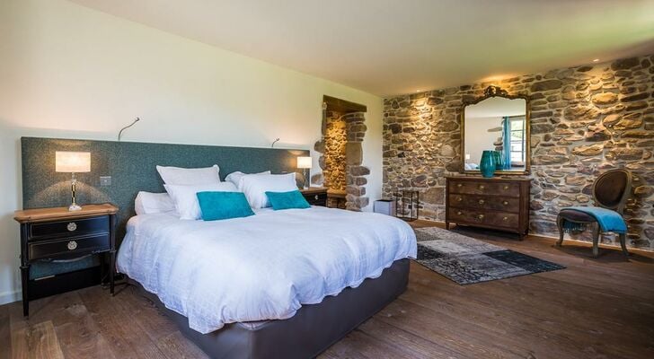 AUTHENTIQUE KEYWEEEK Villa with pool mountain view & Fireplace in Ascain
