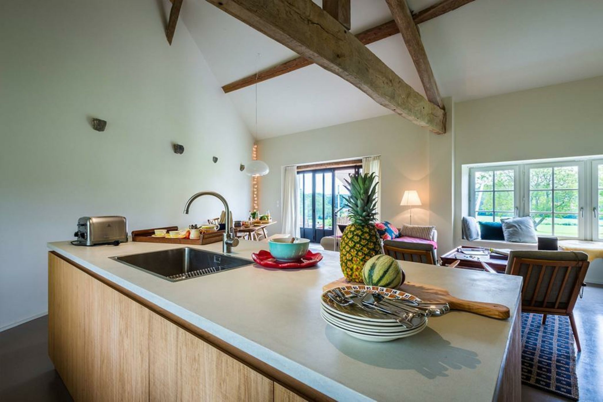 RETREAT KEYWEEK House with Character Pool Fireplace and Garden