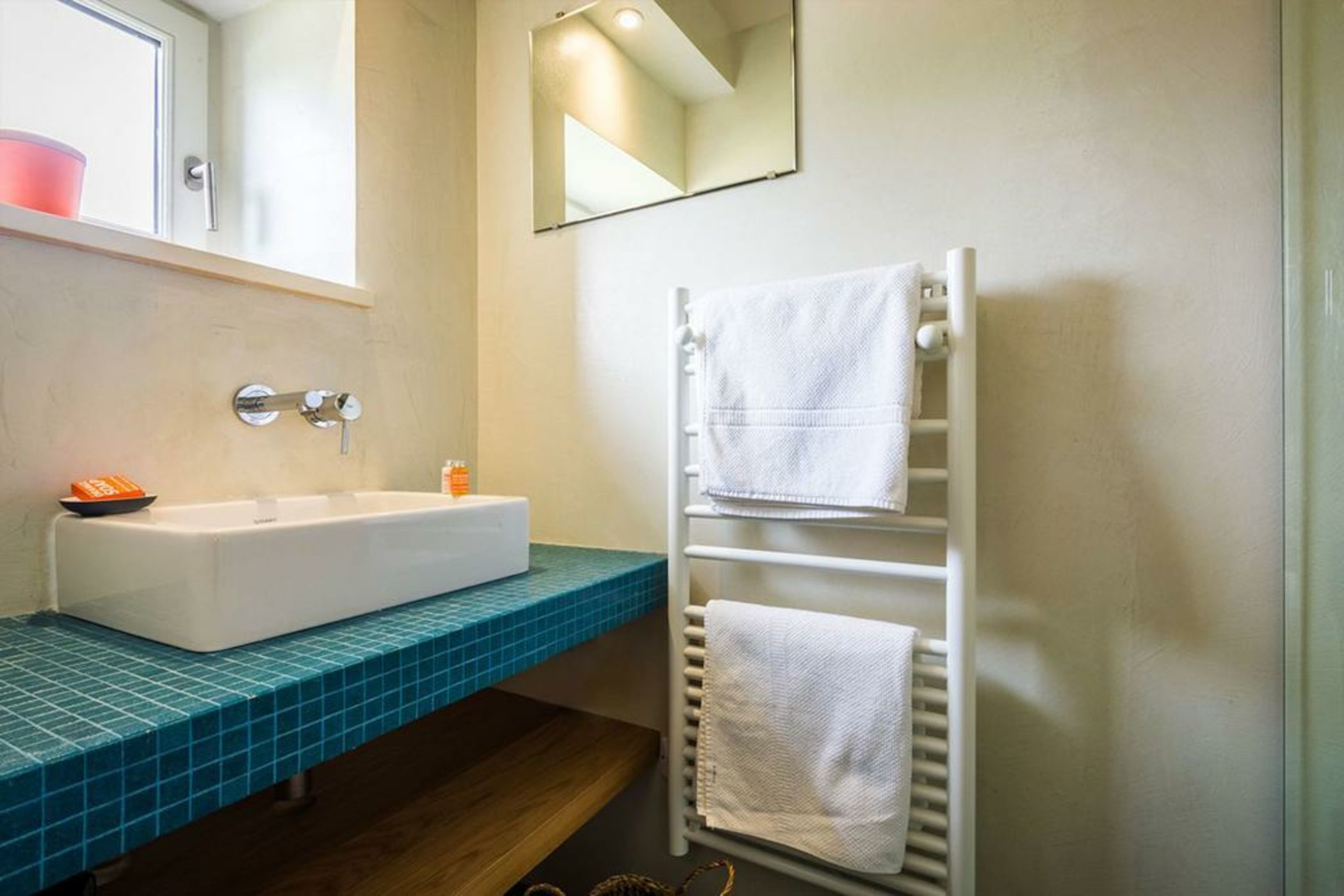 RETREAT KEYWEEK House with Character Pool Fireplace and Garden