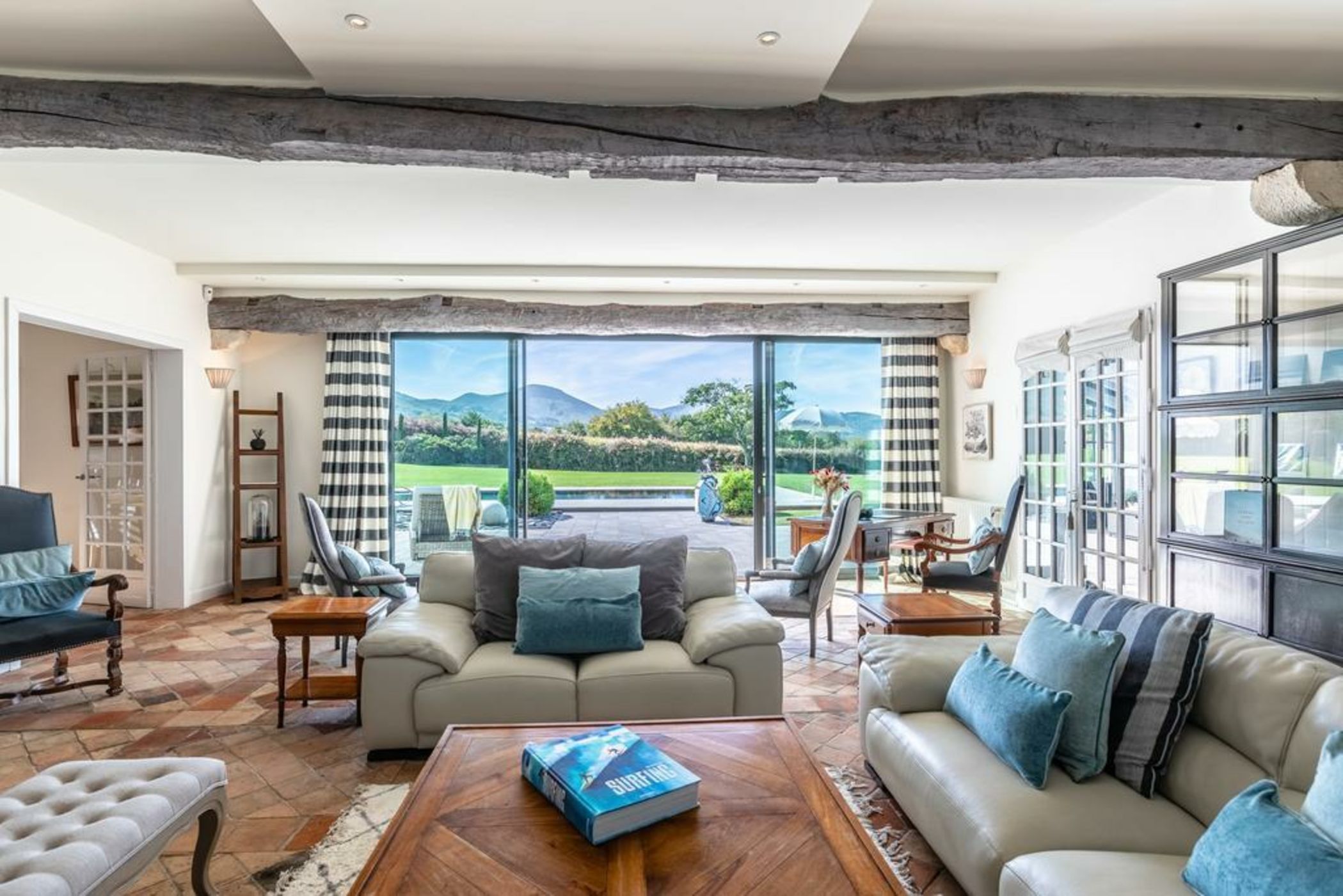 Villa Bailara - the Basque elegance to spend dreamy family holidays !