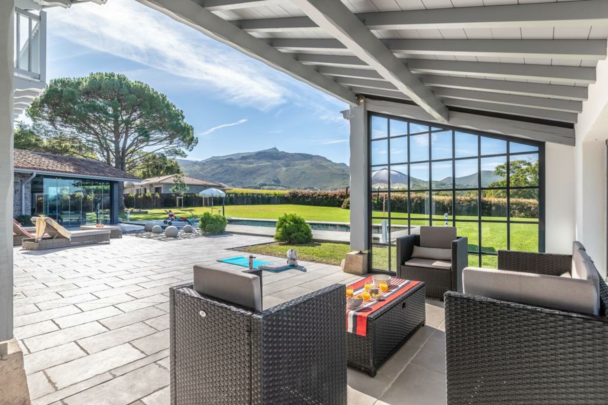 Villa Bailara - the Basque elegance to spend dreamy family holidays !