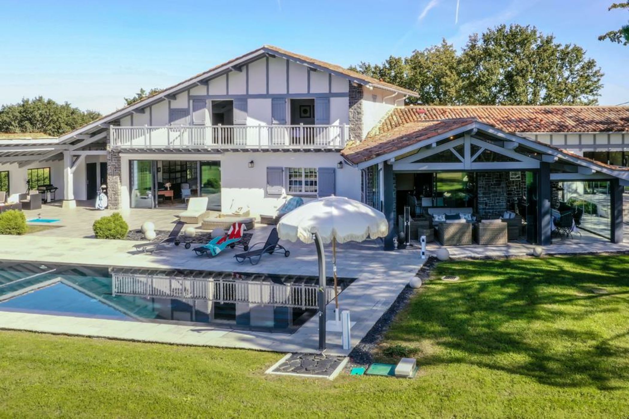 Villa Bailara - the Basque elegance to spend dreamy family holidays !