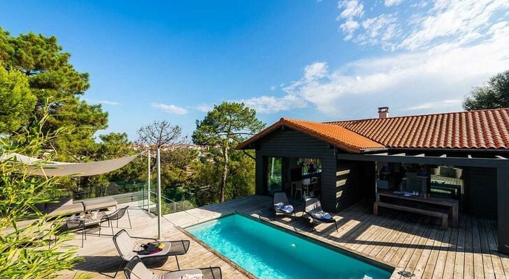 MILADY KEYWEEK Villa with Pool Fireplace Ocean Views in Biarritz