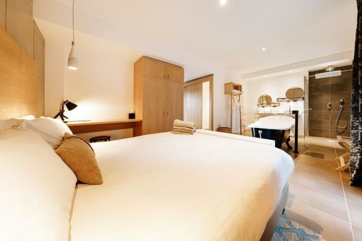 Citta di Lume Suites & Lofts