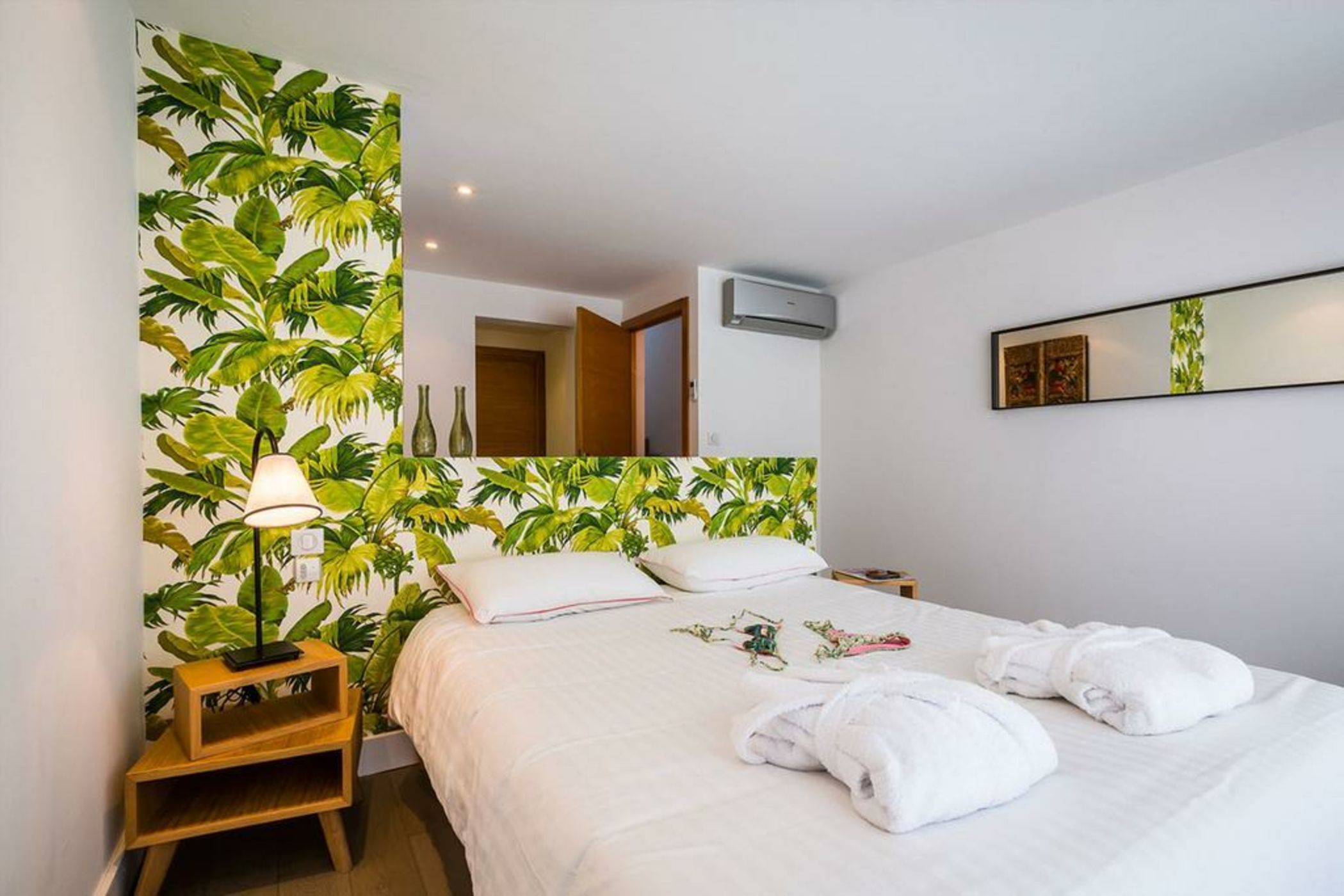 Mountain View Villa, Fireplace, Pool and Sauna in Bidart