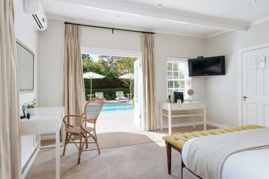 River Manor Boutique Hotel
