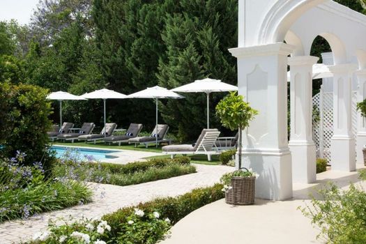 River Manor Boutique Hotel